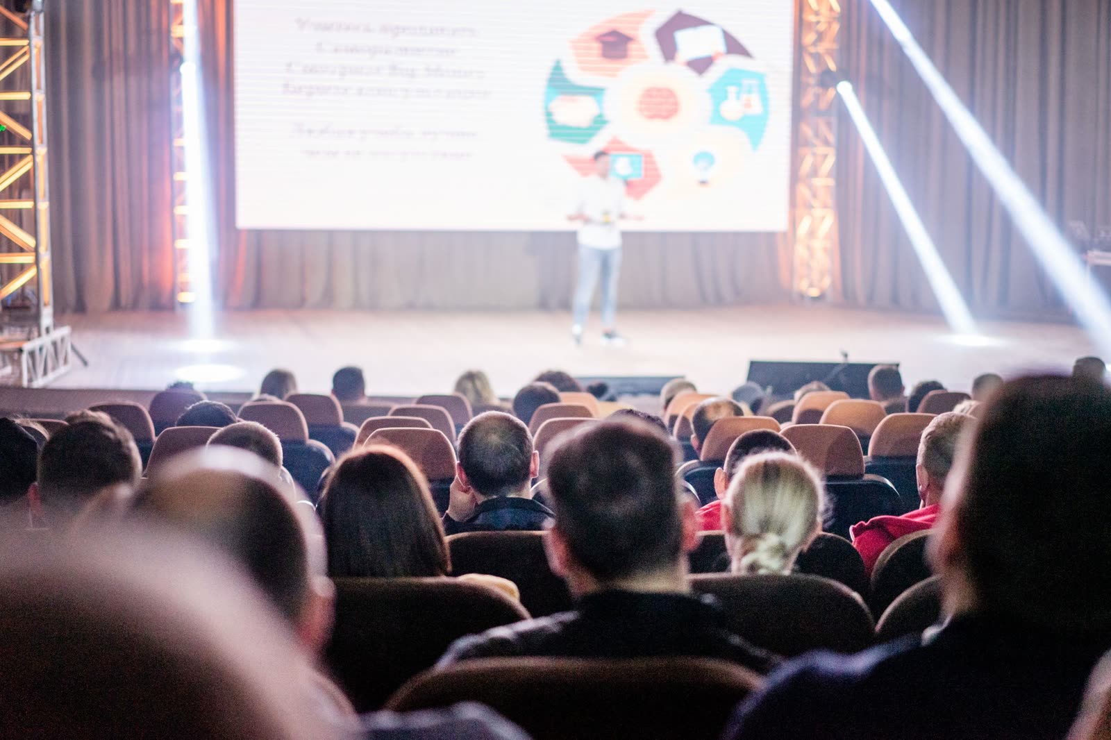 Audience of business founders and operators at live technology showcase